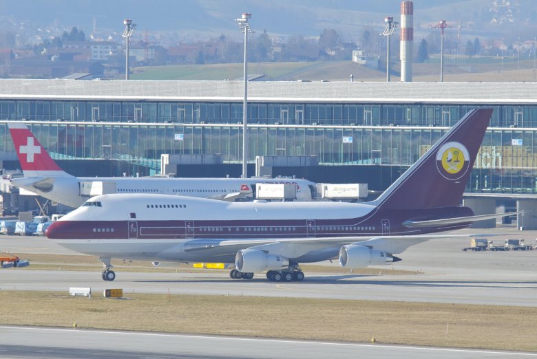 Боинг 747 джамбо джет