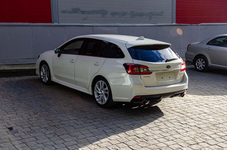 Subaru levorg 2017