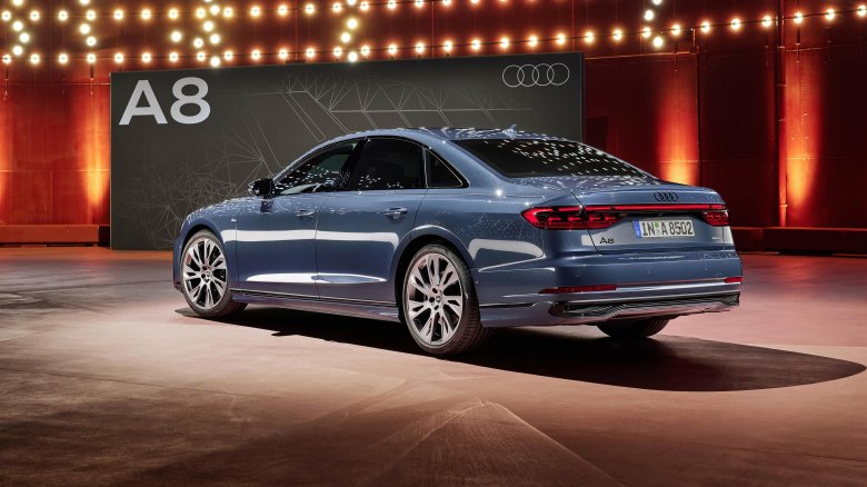 Новая ауди а8 2022