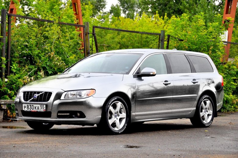 Volvo v70 iii