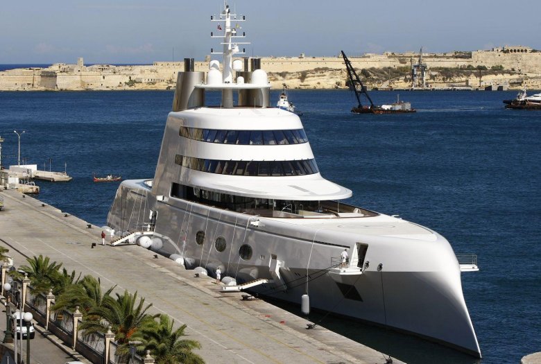Motor yacht a андрея мельниченко