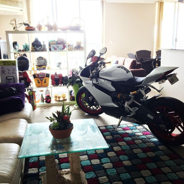 Мотоцикл ducati