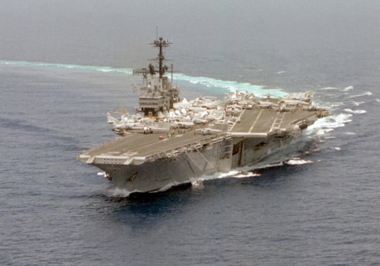 Карл винсон американский авианосец