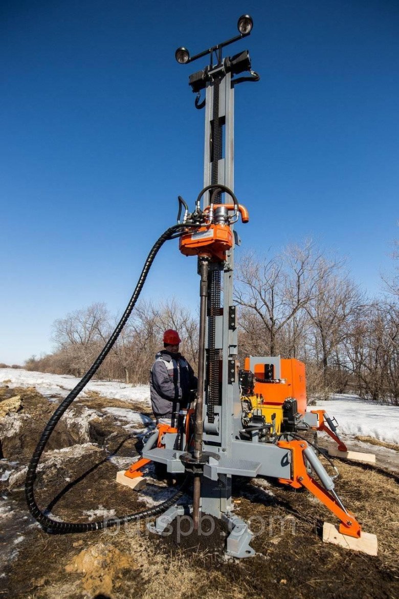 Буровая установка для бурения скважин