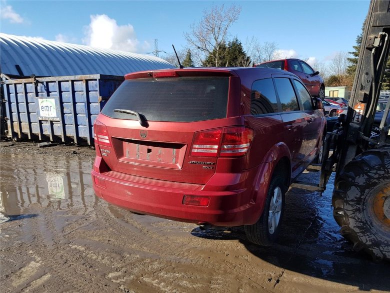 Додж джорни 2010