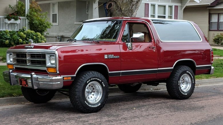 Dodge ramcharger 1983