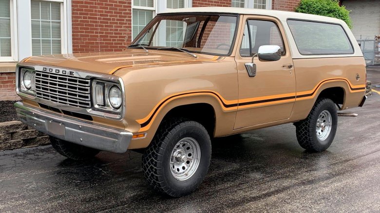 Dodge ramcharger 1975