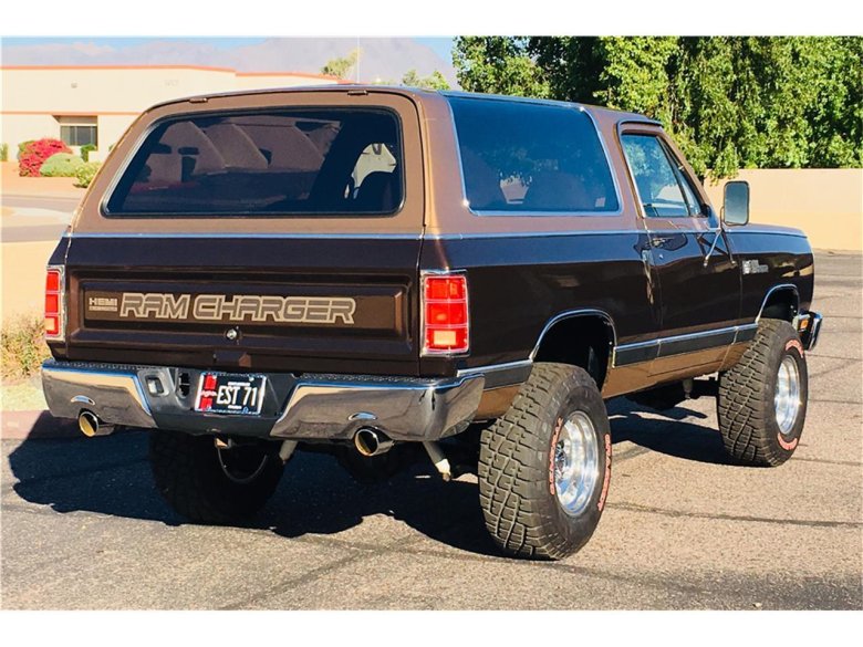 Dodge ramcharger
