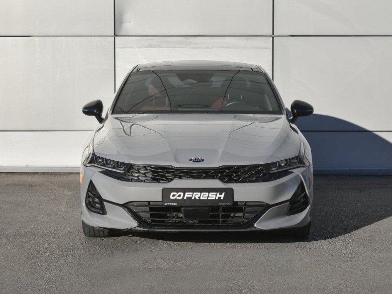 Серая киа к 5