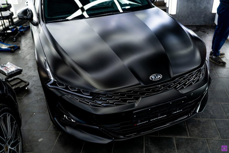 Kia k5 черная матовая