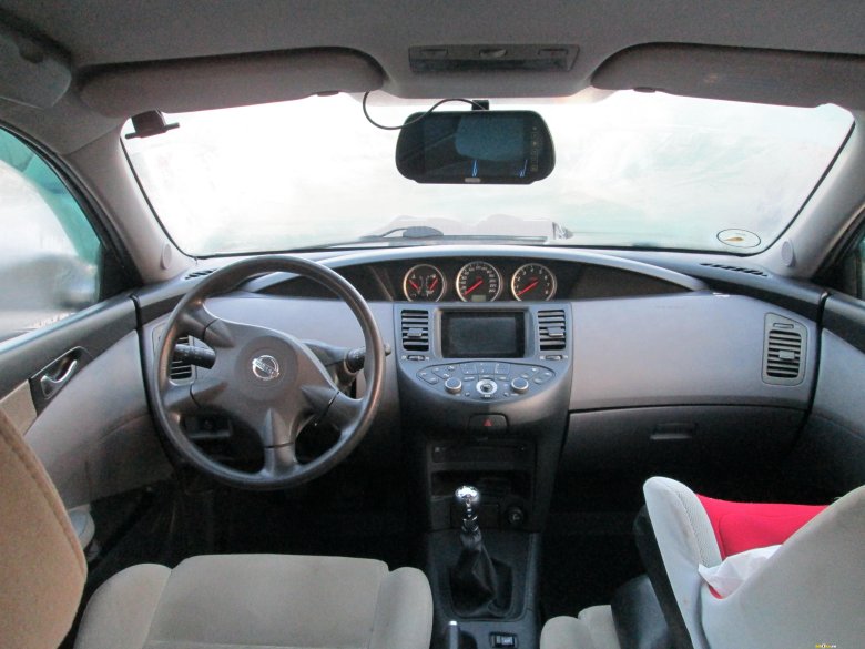 Nissan primera 2003 салон