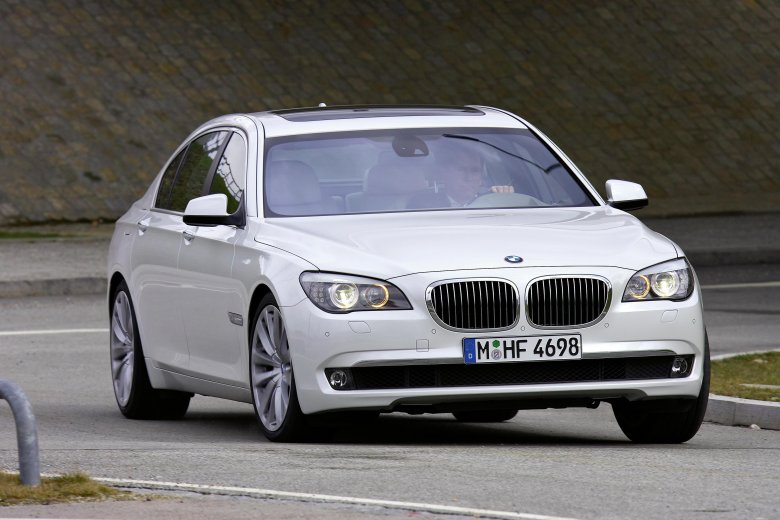 Bmw 7 series 2011