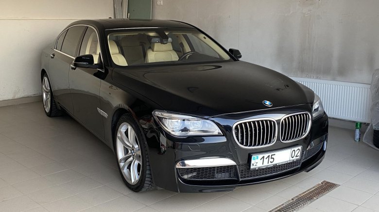 Bmw 750li xdrive