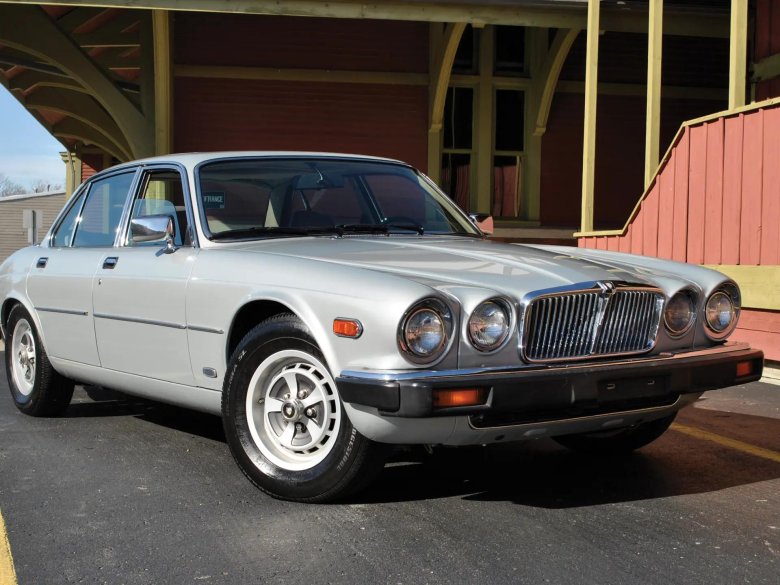 Jaguar xj6