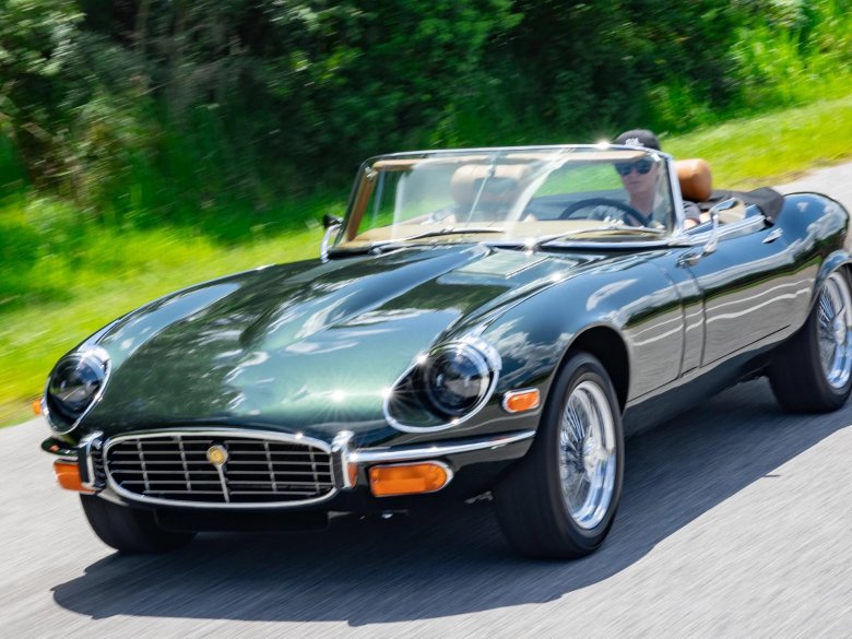 Jaguar e type roadster