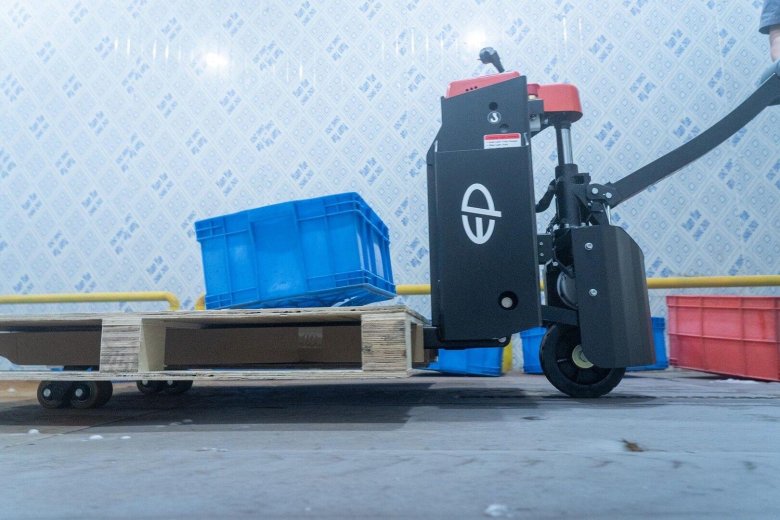 Транспортировщик паллет