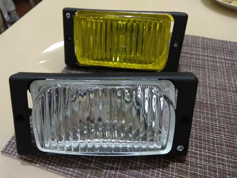 Противотуманная фара ваз