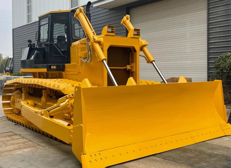 Большой бульдозер