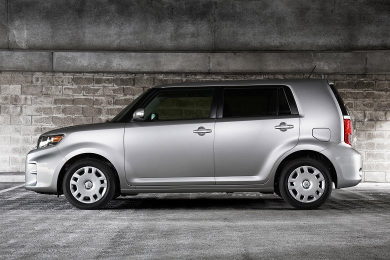 Toyota scion xb 2015