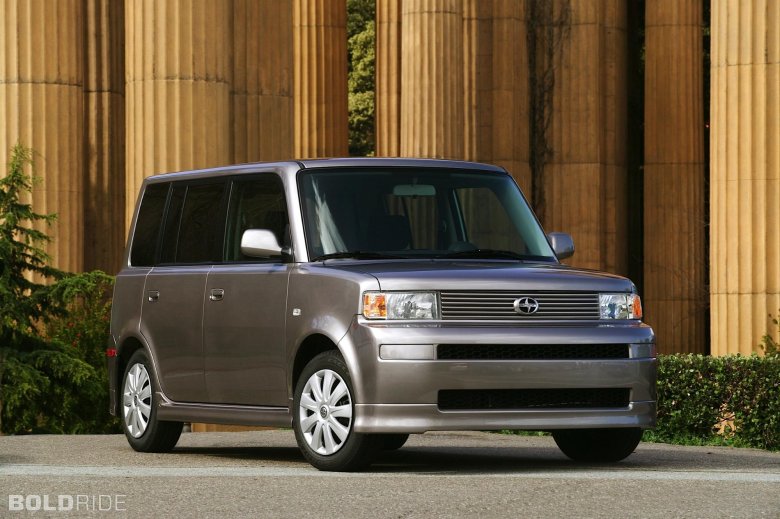 Scion xb 2004