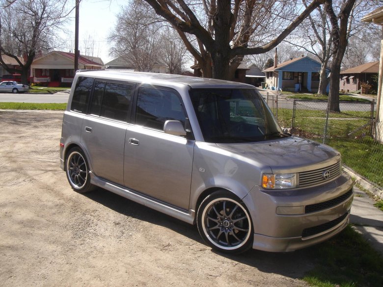 Toyota scion xb 2006