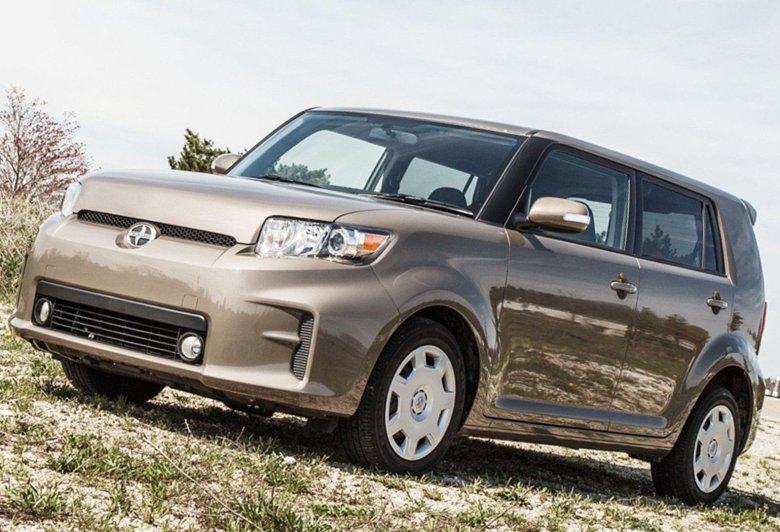 Тойота сцион