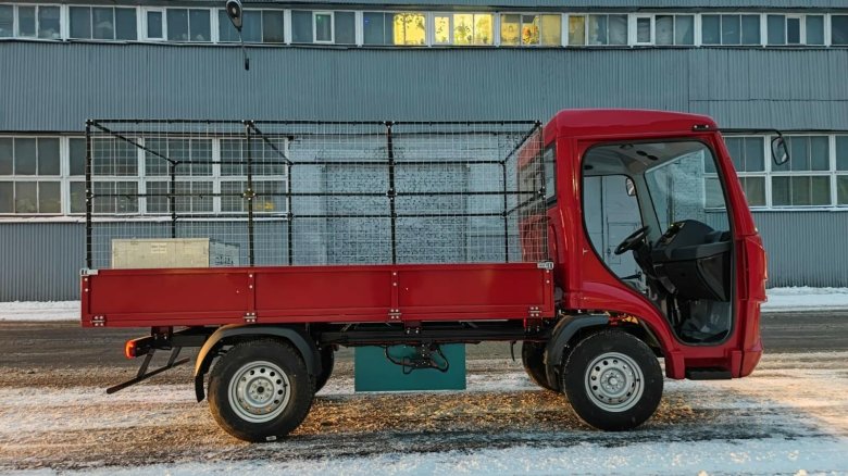 Грузовой электромобиль муравей втс 02