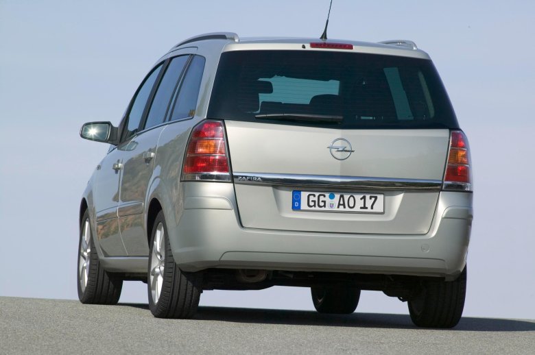 Opel zafira 2005 2008