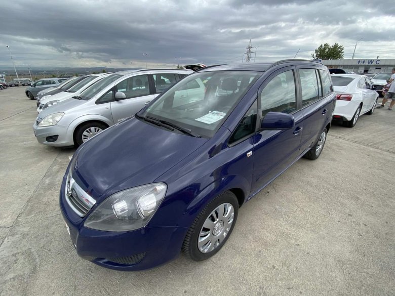 Opel zafira 2013