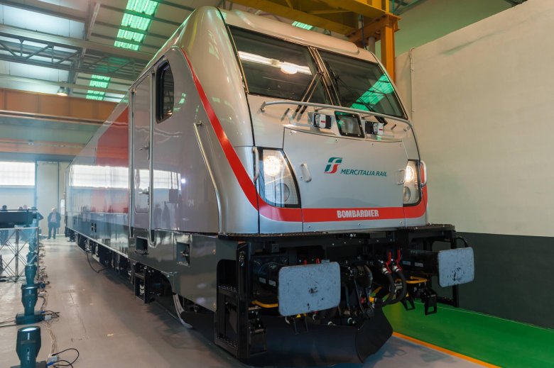 Гибридный локомотив