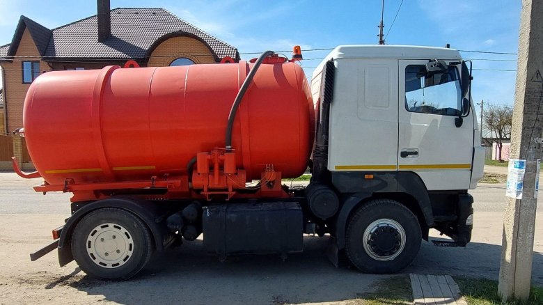 Откачка выгребных ям