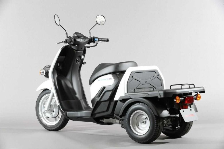 Honda gyro up 3 wheeled scooter 50cc