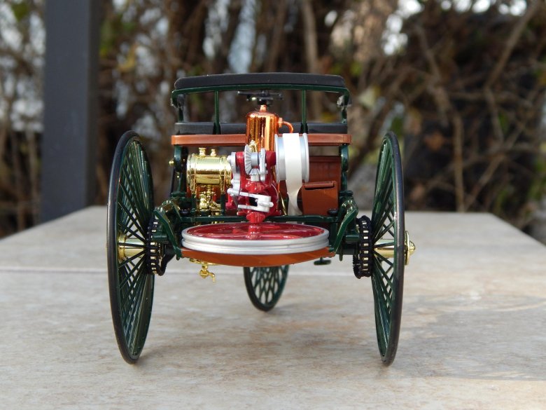 Benz patent motorwagen 1886