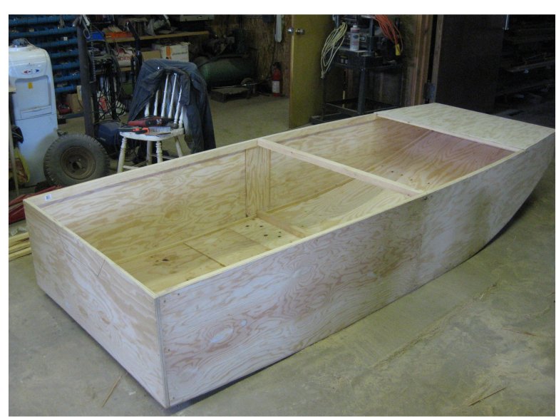 Лодка фанерная джонбот