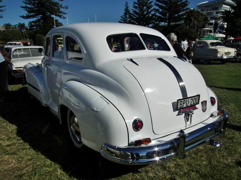 1948 pontiac silver streak