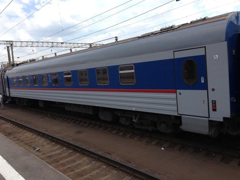 Фирменный поезд россия 001м владивосток москва