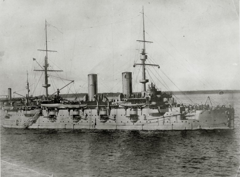 Эскадренный броненосец петр великий