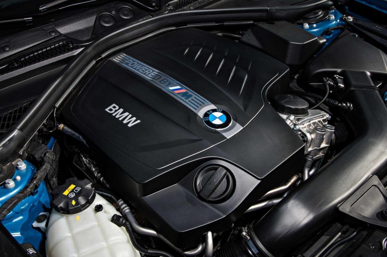 Мотор бмв в8