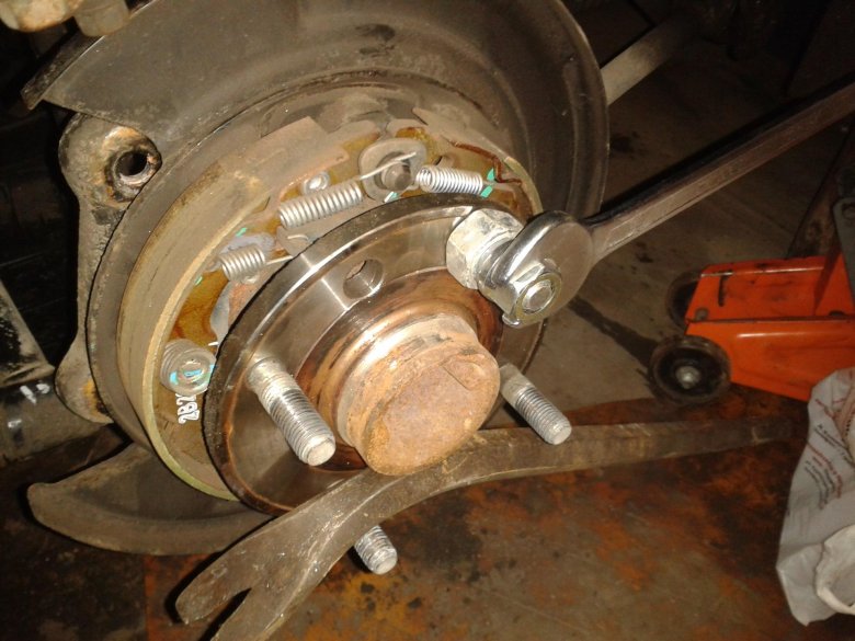 Шпильки ступицы chevrolet lacetti