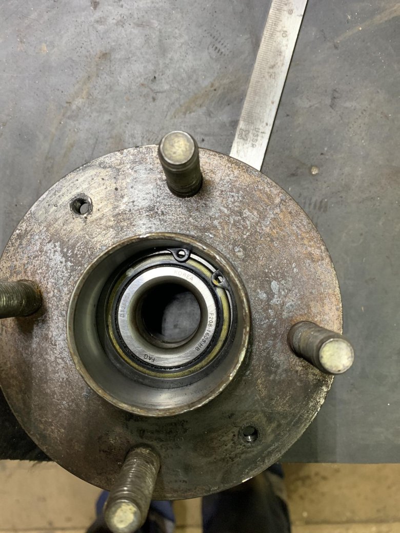 Замена заднего ступичного подшипника