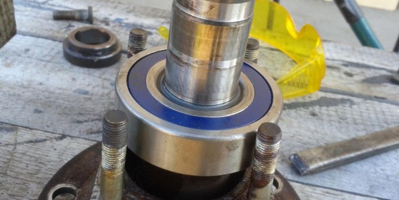 Подшипник задней полуоси нива шевроле