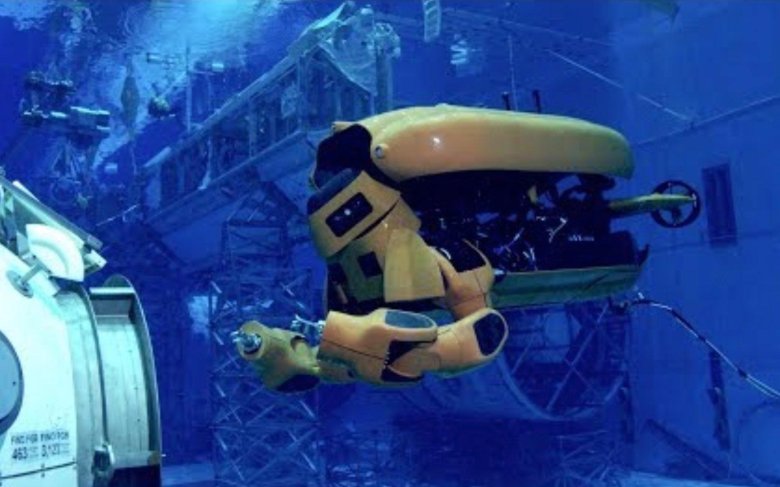 Подводный робот акванавт