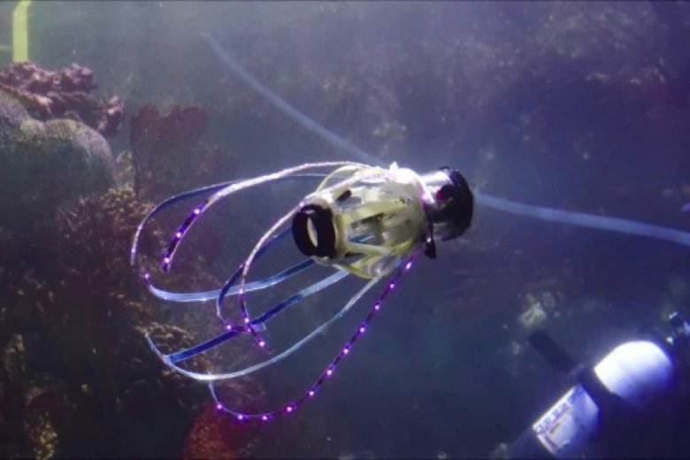 Робот кальмар