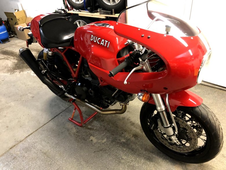 Мотоцикл ducati