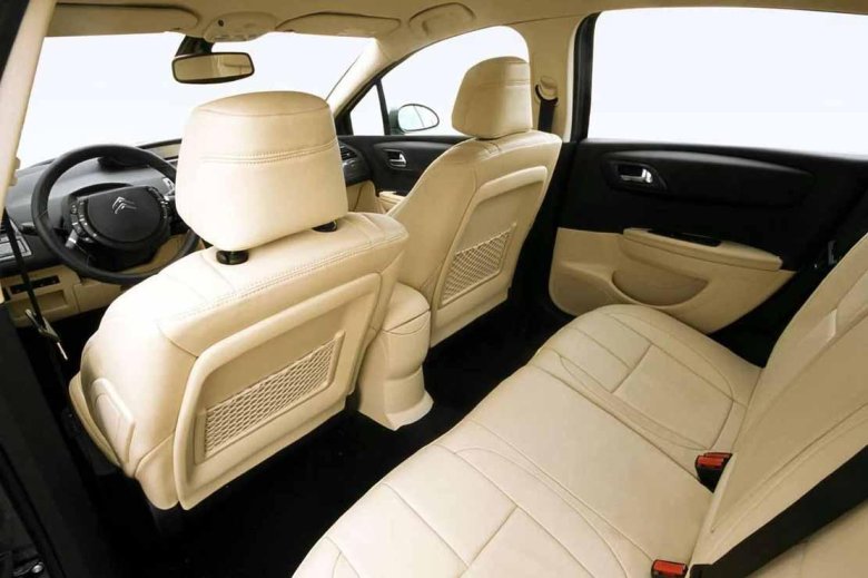 Ситроен с 4 седан салон