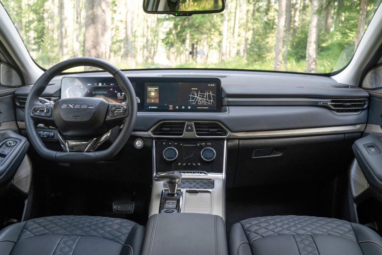 Exceed txl интерьер