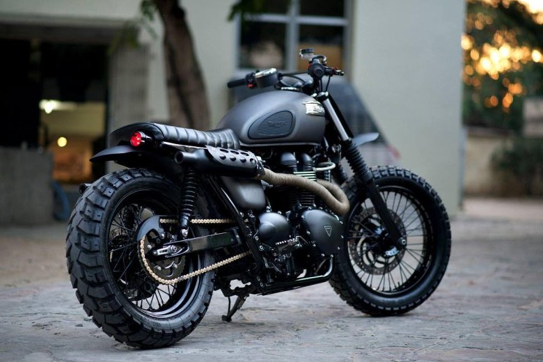 Triumph street scrambler