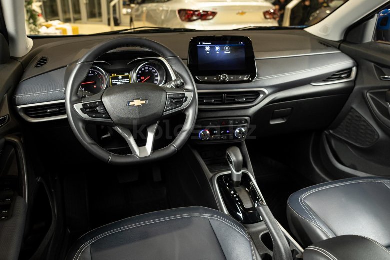 Шевроле трекер 2022