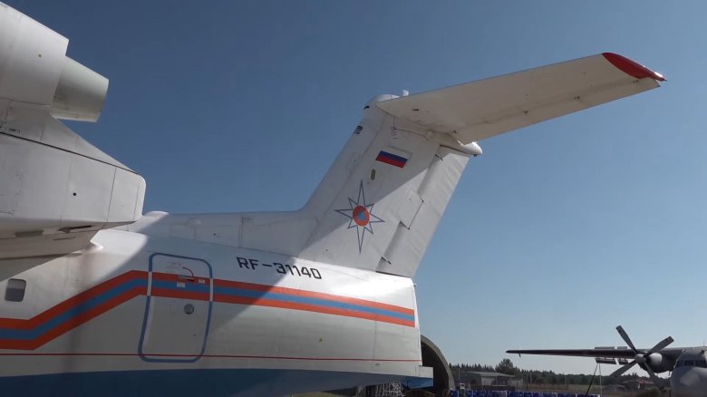 Самолет мчс россии