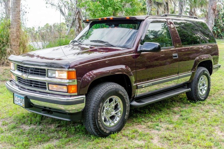 Chevrolet tahoe 1995 3 door